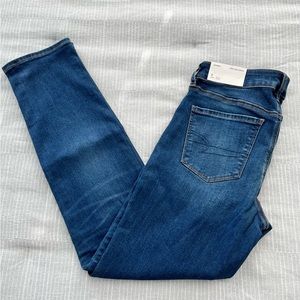 NWT American Eagle Skinny Jeans